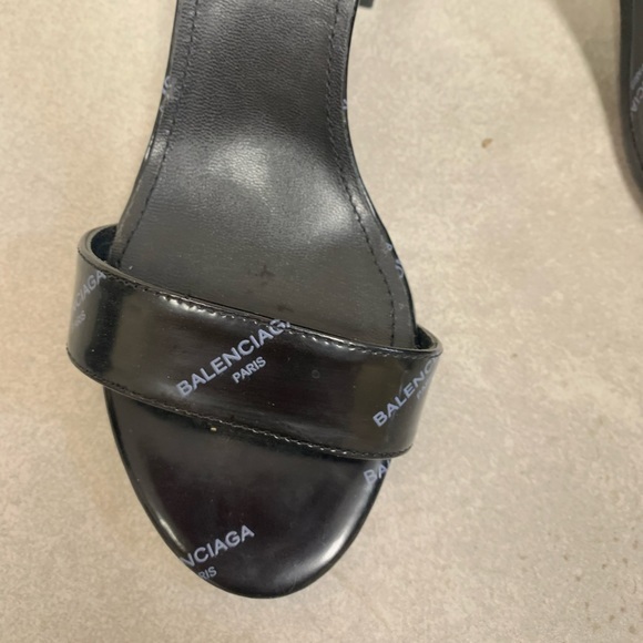 Balenciaga logo block sandals - Picture 4 of 10